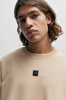 Sudadera regular fit en algodón elástico con logo apilado